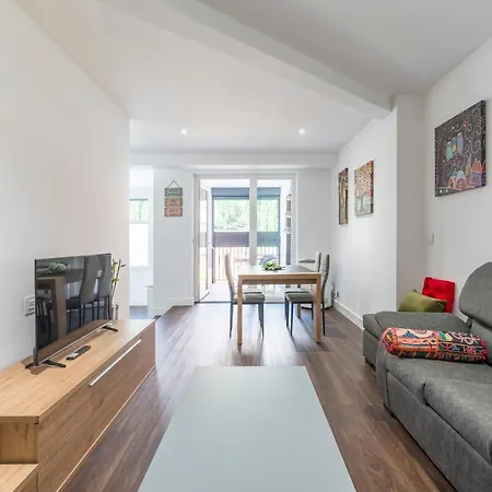 Basetxea By People * Μπασάουρι